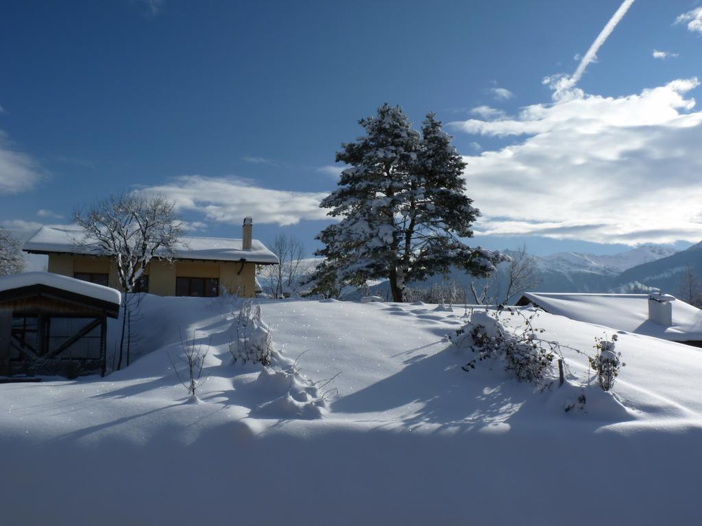 Chalet Des Alpes Acomodação com café da manhã Crans-Montana Exterior foto