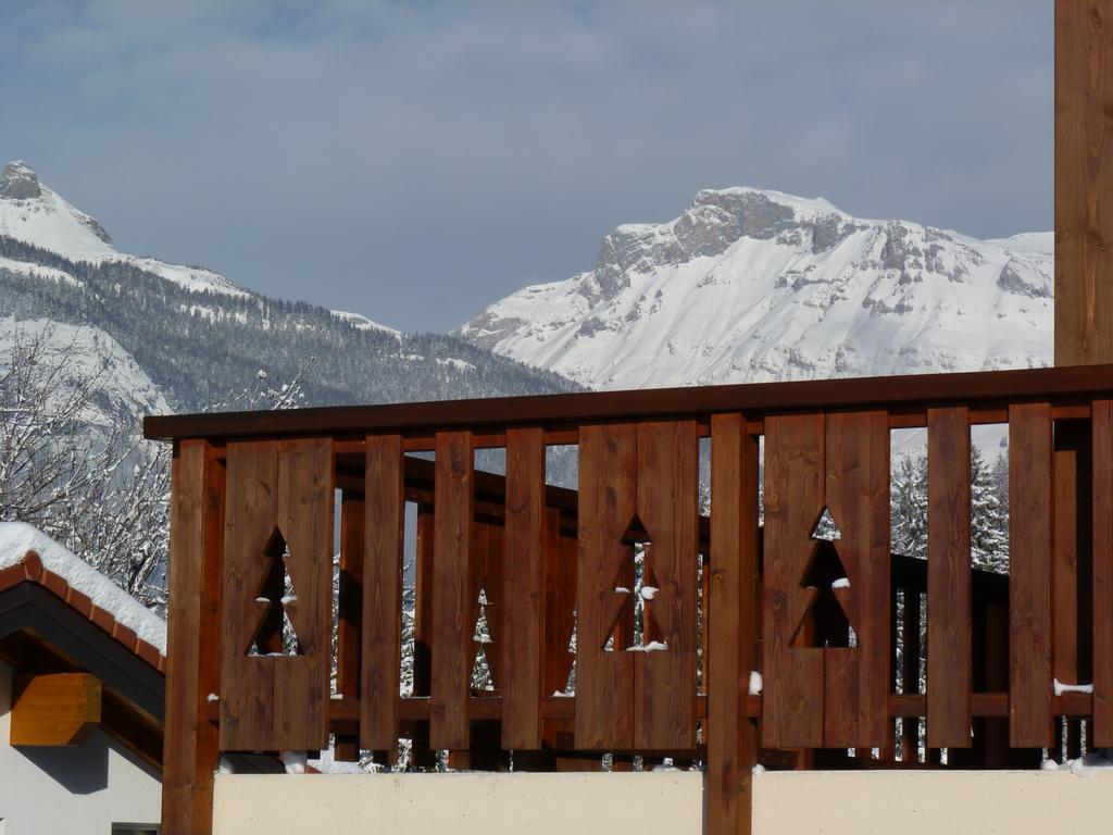 Chalet Des Alpes Acomodação com café da manhã Crans-Montana Exterior foto